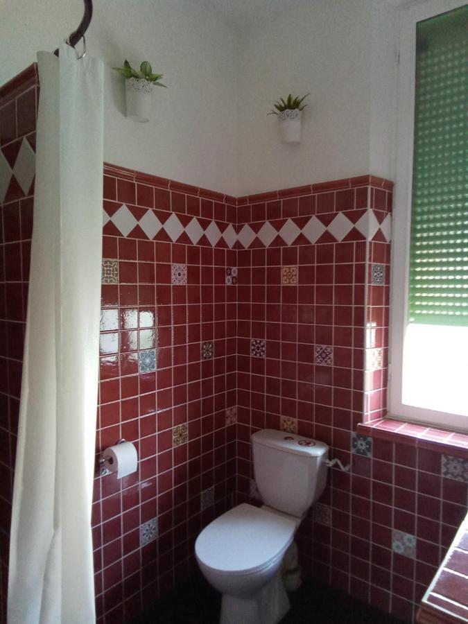 Chambres D'Hotes Les Trois Rames การ์กาซอน ภายนอก รูปภาพ